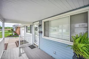 30892 Harrison Rd, Wickliffe, OH 44092 - Photo 5