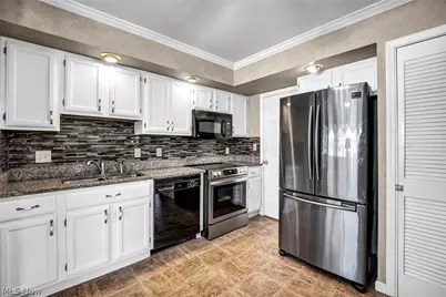 30892 Harrison Road, Wickliffe, OH 44092 - Photo 13