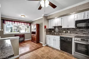 30892 Harrison Rd, Wickliffe, OH 44092 - Photo 15