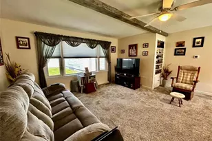 811 Leonard Ave, Belpre, OH 45714 - Photo 3