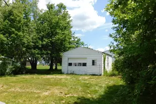 2908 Columbus Ave, Ashtabula, OH 44004 - Photo 5