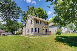 754 Hayden Ave, Akron, OH 44320 - Photo 3