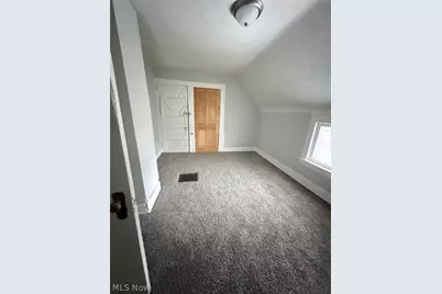 1011 E 72nd Place, Loveland, OH 44103 - Photo 15