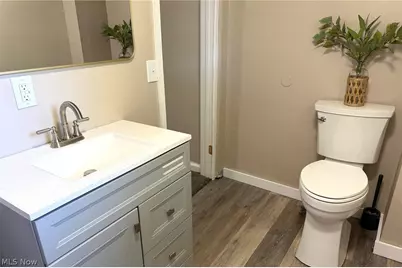 318 Joseph Avenue, Barberton, OH 44203 - Photo 13