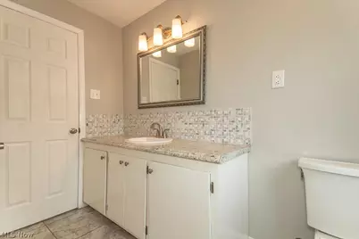 1565 Douglas Road, Wickliffe, OH 44092 - Photo 37