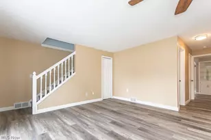 1565 Douglas Rd, Wickliffe, OH 44092 - Photo 15