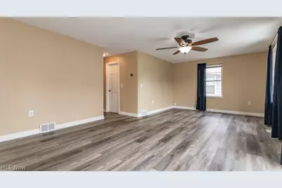 1565 Douglas Road, Wickliffe, OH 44092 - Photo 17