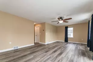 1565 Douglas Rd, Wickliffe, OH 44092 - Photo 17