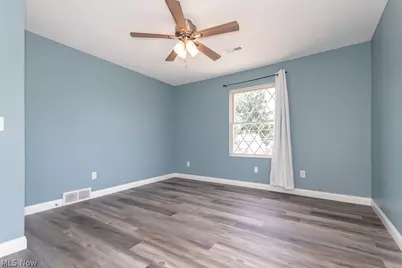 1565 Douglas Road, Wickliffe, OH 44092 - Photo 27