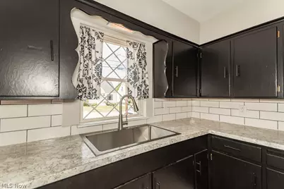 1565 Douglas Road, Wickliffe, OH 44092 - Photo 11