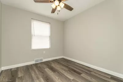 1565 Douglas Road, Wickliffe, OH 44092 - Photo 39
