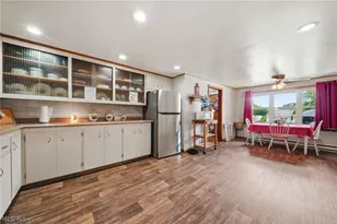14 N Cross St, Columbiana, OH 44408 - Photo 9