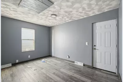1920 Manchester Road, Akron, OH 44314 - Photo 13
