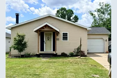 500 Morris Street, Uhrichsville, OH 44683 - Photo 1