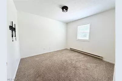 500 Morris Street, Uhrichsville, OH 44683 - Photo 9