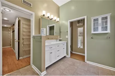 2223 Carabel Avenue, Oakwood, OH 44107 - Photo 11