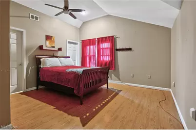 2223 Carabel Avenue, Oakwood, OH 44107 - Photo 9