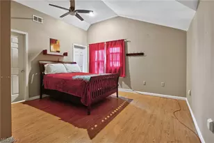 2223 Carabel Ave, Oakwood, OH 44107 - Photo 9