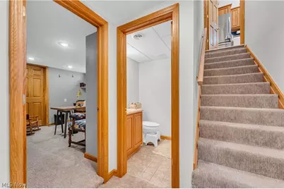 1372 Earhart Avenue, Akron, OH 44320 - Photo 21