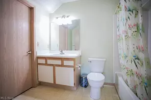 695 E Western Reserve Rd, Poland, OH 44514 - Photo 23