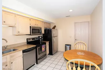 695 E Western Reserve Road, Poland, OH 44514 - Photo 13