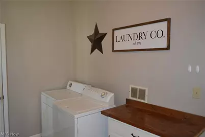 166 E Main Street, New London, OH 44851 - Photo 15