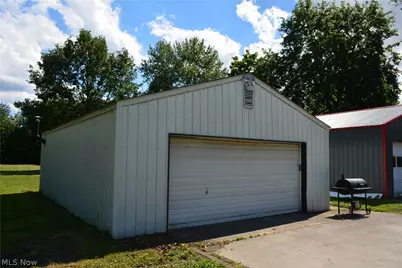 166 E Main Street, New London, OH 44851 - Photo 23