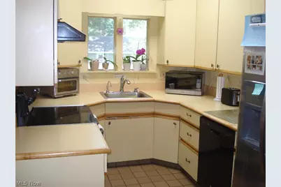 7342 Hopkins Road, Mentor, OH 44060 - Photo 21