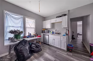 3469 W 45th St, Loveland, OH 44102 - Photo 5