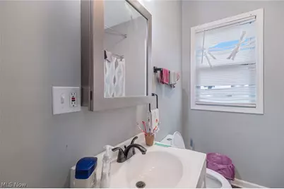 3469 W 45th Street, Loveland, OH 44102 - Photo 13