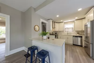 1614 Robinwood Avenue, Oakwood, OH 44107 - Photo 9