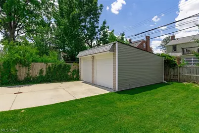 1614 Robinwood Avenue, Oakwood, OH 44107 - Photo 39