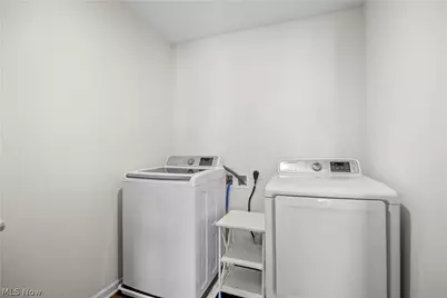 6034 Conneaut Light, Vermilion, OH 44089 - Photo 13