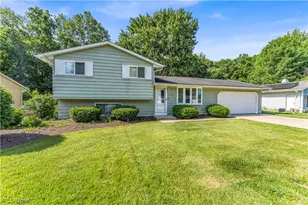 34739 Highland Dr, North Ridgeville, OH 44039 - Photo 3
