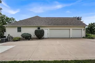 2924 Robert Gary Ct, Medina, OH 44256 - Photo 45