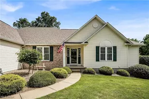 2924 Robert Gary Ct, Medina, OH 44256 - Photo 3