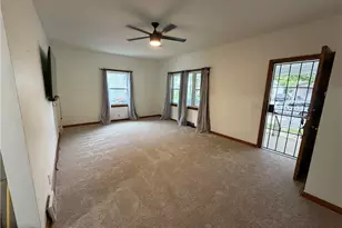 1040 W 18th St, Lorain, OH 44052 - Photo 9