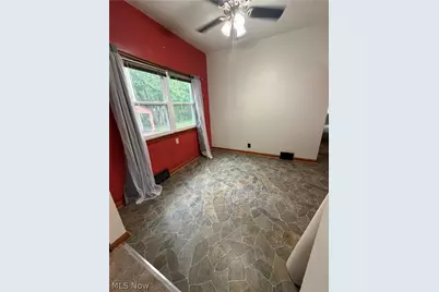 1040 W 18th Street, Lorain, OH 44052 - Photo 13