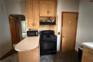 1040 W 18th St, Lorain, OH 44052 - Photo 19