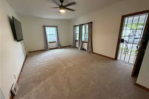 1040 W 18th St, Lorain, OH 44052 - Photo 7