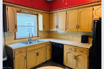 1040 W 18th Street, Lorain, OH 44052 - Photo 15