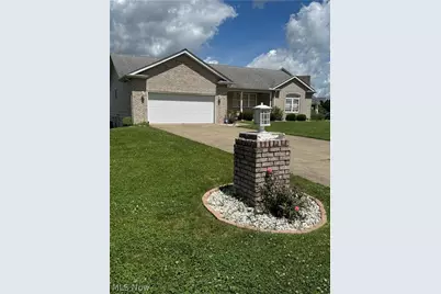 46121 Country Lake Drive, St Clairsville, OH 43950 - Photo 5