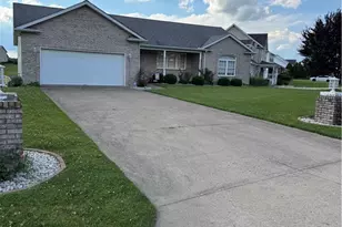 46121 Country Lake Dr, St Clairsville, OH 43950 - Photo 3