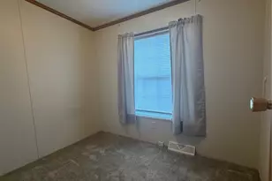 5411 N River Rd W, Geneva, OH 44041 - Photo 9
