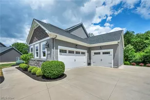 4079 Deer Lake Dr, Medina, OH 44256 - Photo 5
