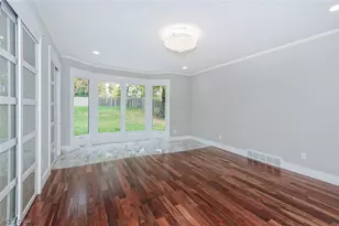 20601 Shelburne Rd, Huber Heights, OH 44122 - Photo 13