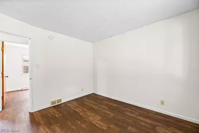 1163 Tonawanda Avenue, Akron, OH 44305 - Photo 17