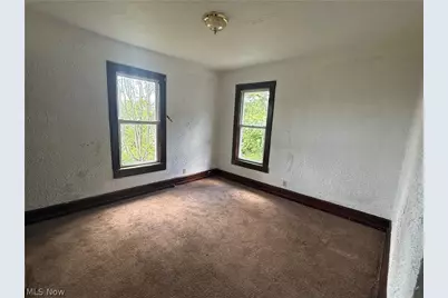34 Montgomery, Youngstown, OH 44506 - Photo 7