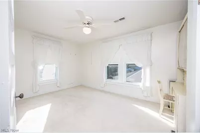 419 Williams Avenue, Williamstown, WV 26187 - Photo 25