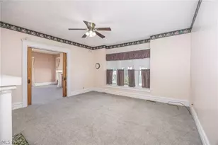419 Williams Ave, Williamstown, WV 26187 - Photo 13